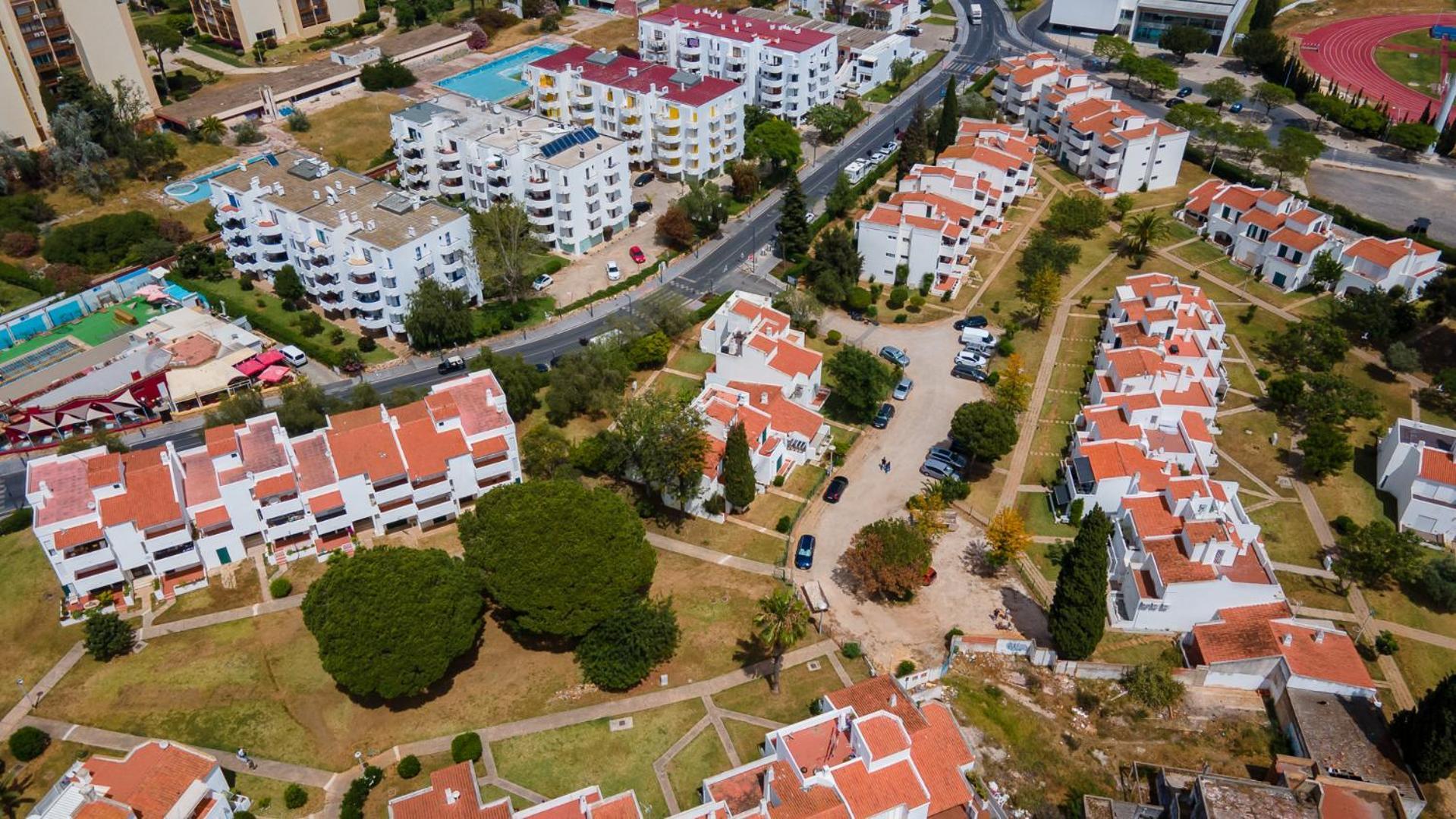 2 Bdr Vilamoura Escape W Balcony By Lovelystay Quarteira Exterior photo